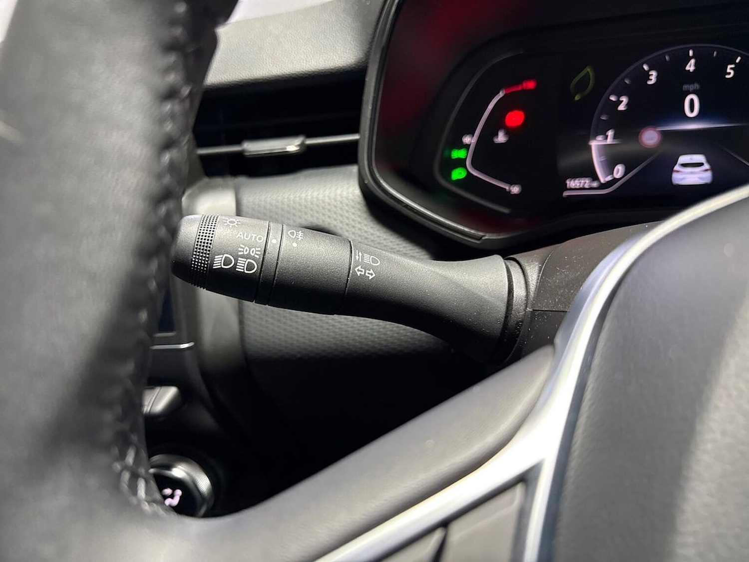 Used Renault Clio 2022 for sale - 76436533: Photo 27