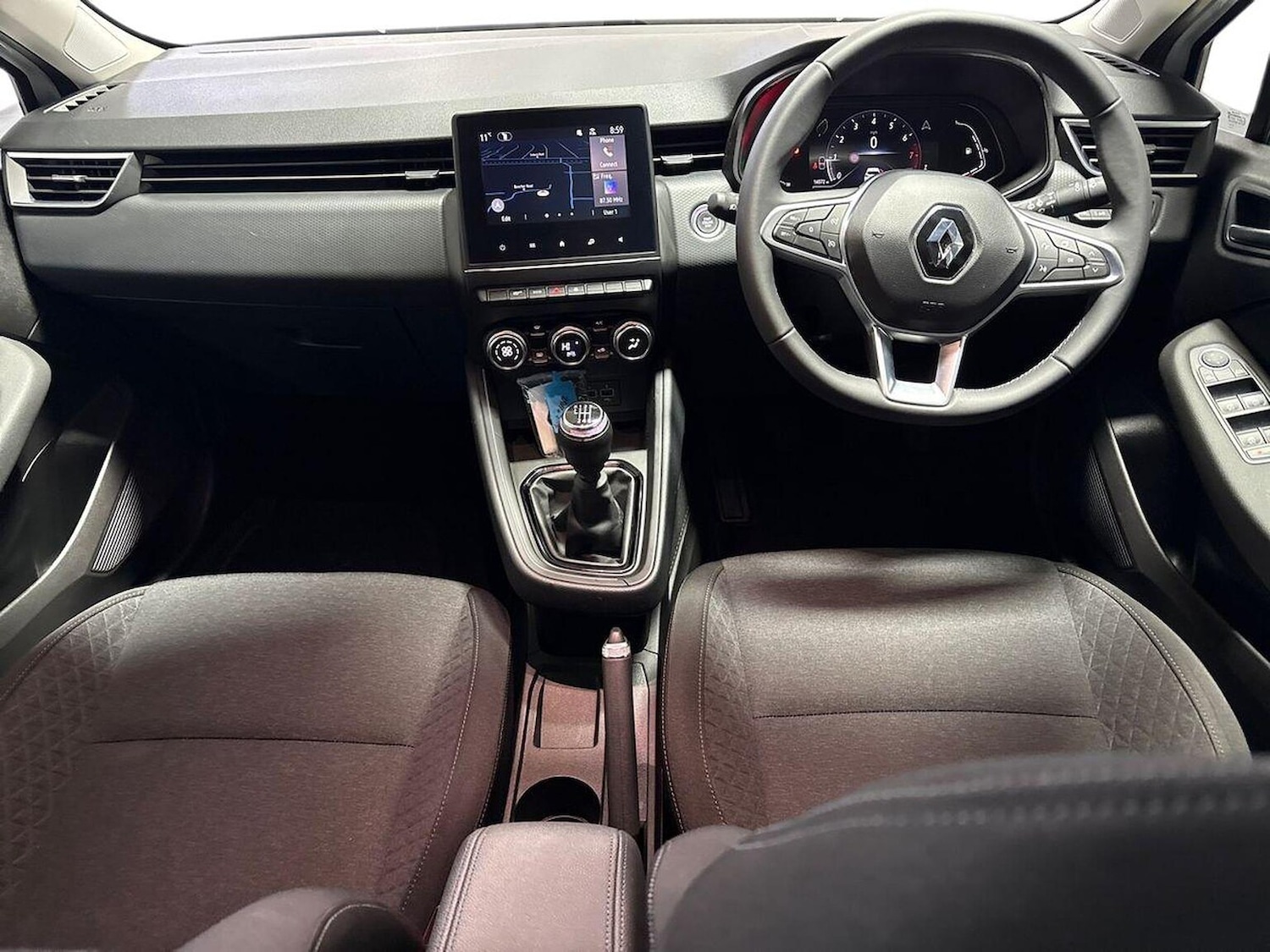 Used Renault Clio 2022 for sale - 76436533: Photo 8