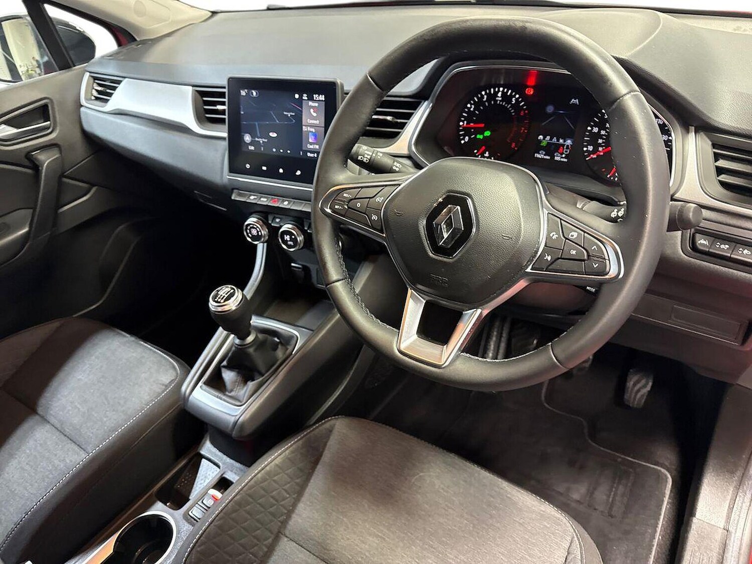 Used Renault Captur 2022 for sale - 76490665: Photo 15