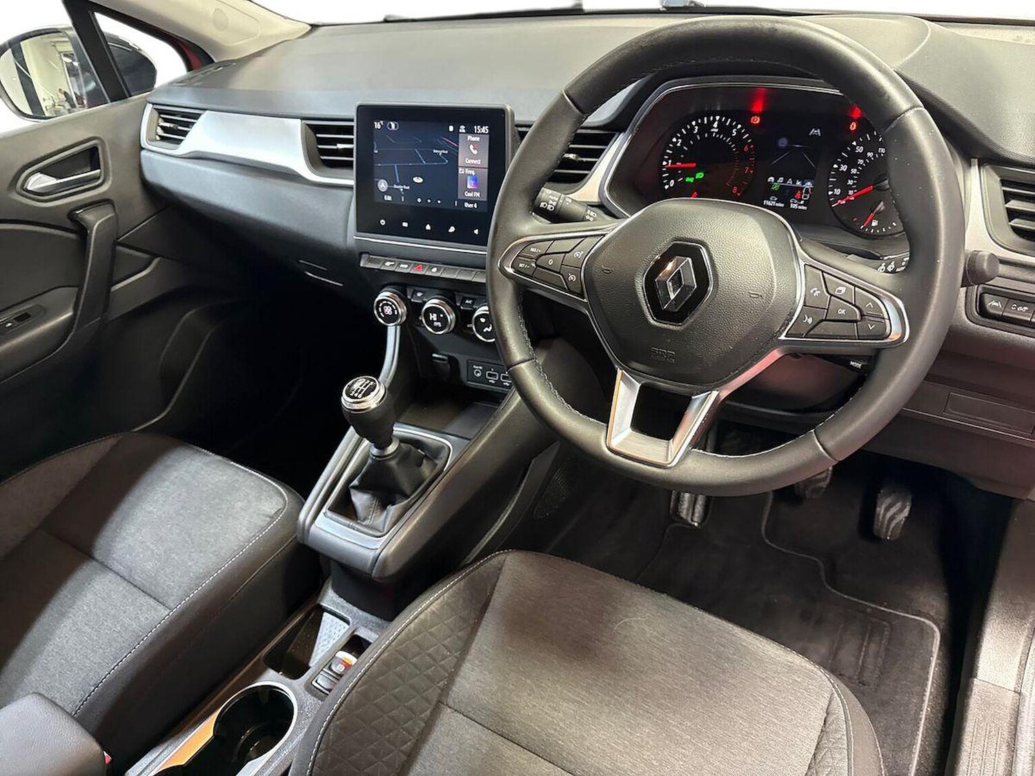 Used Renault Captur 2022 for sale - 76490665: Photo 8