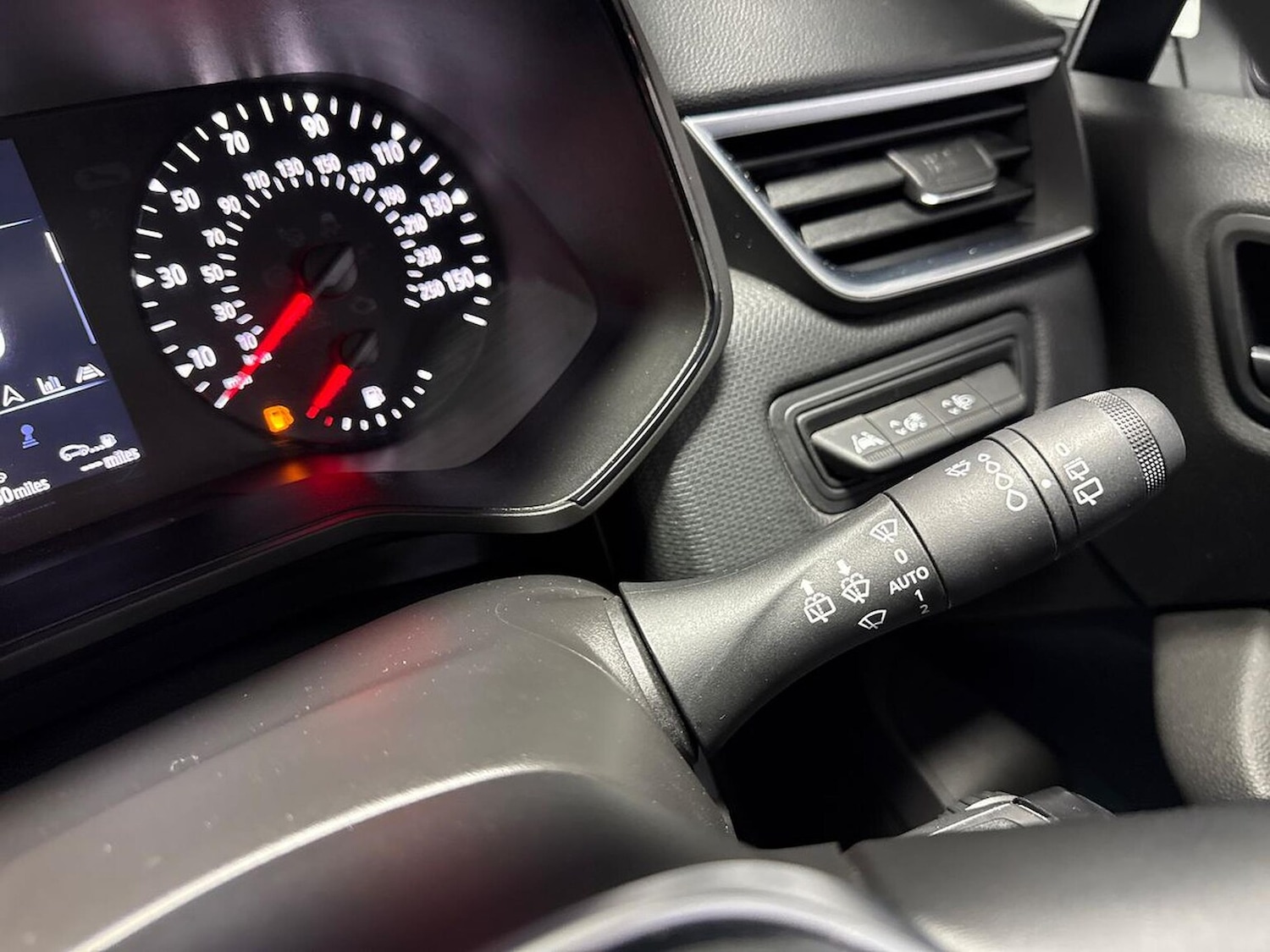 Used Renault Clio 2022 for sale - 78191369: Photo 30