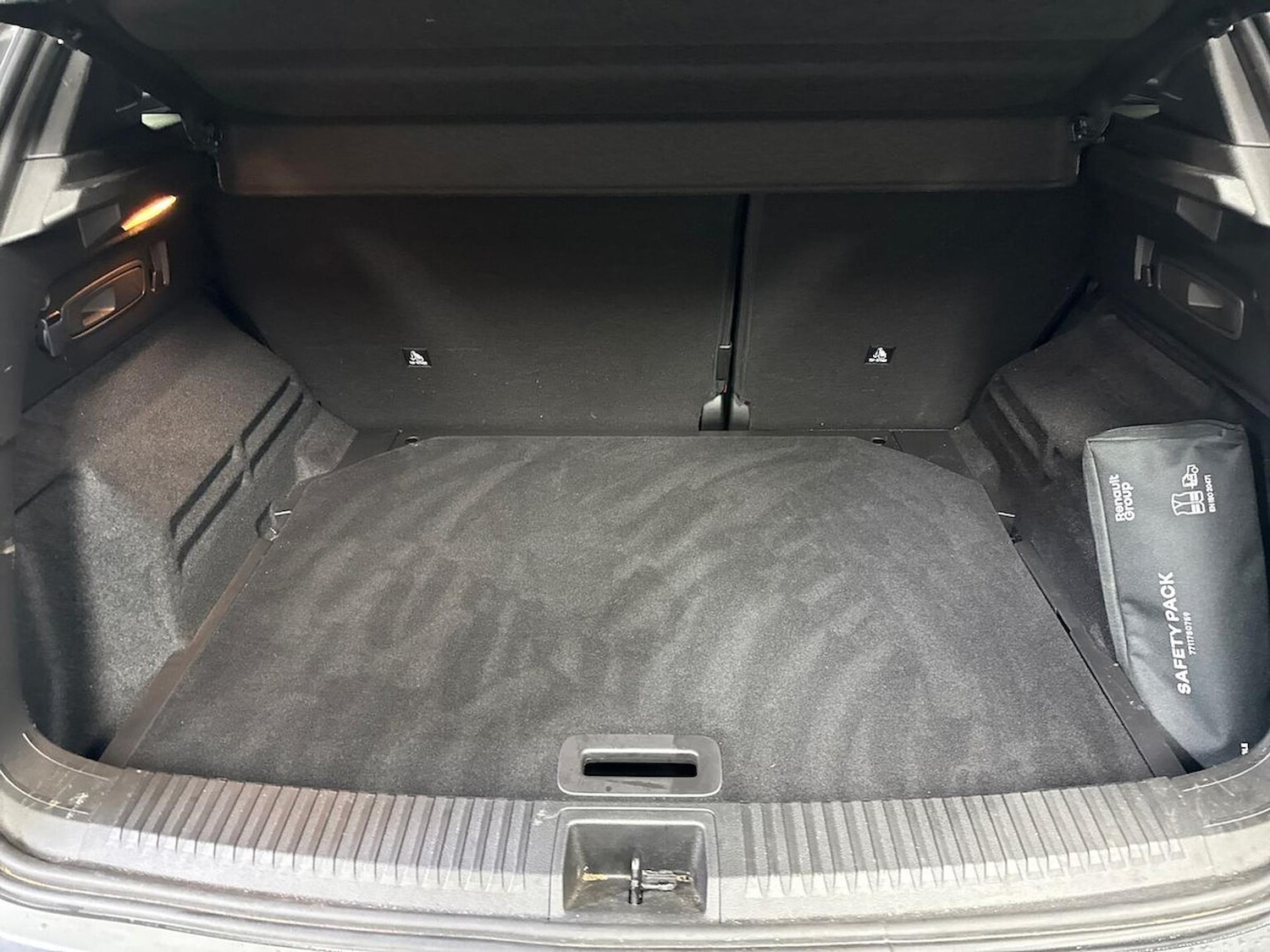 Used Renault Austral 2025 for sale - 78121859: Photo 17