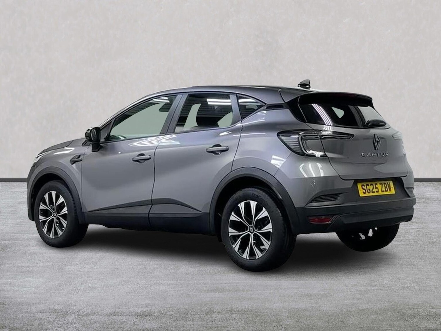 Used Renault Captur 2025 for sale - 78168978: Photo 4