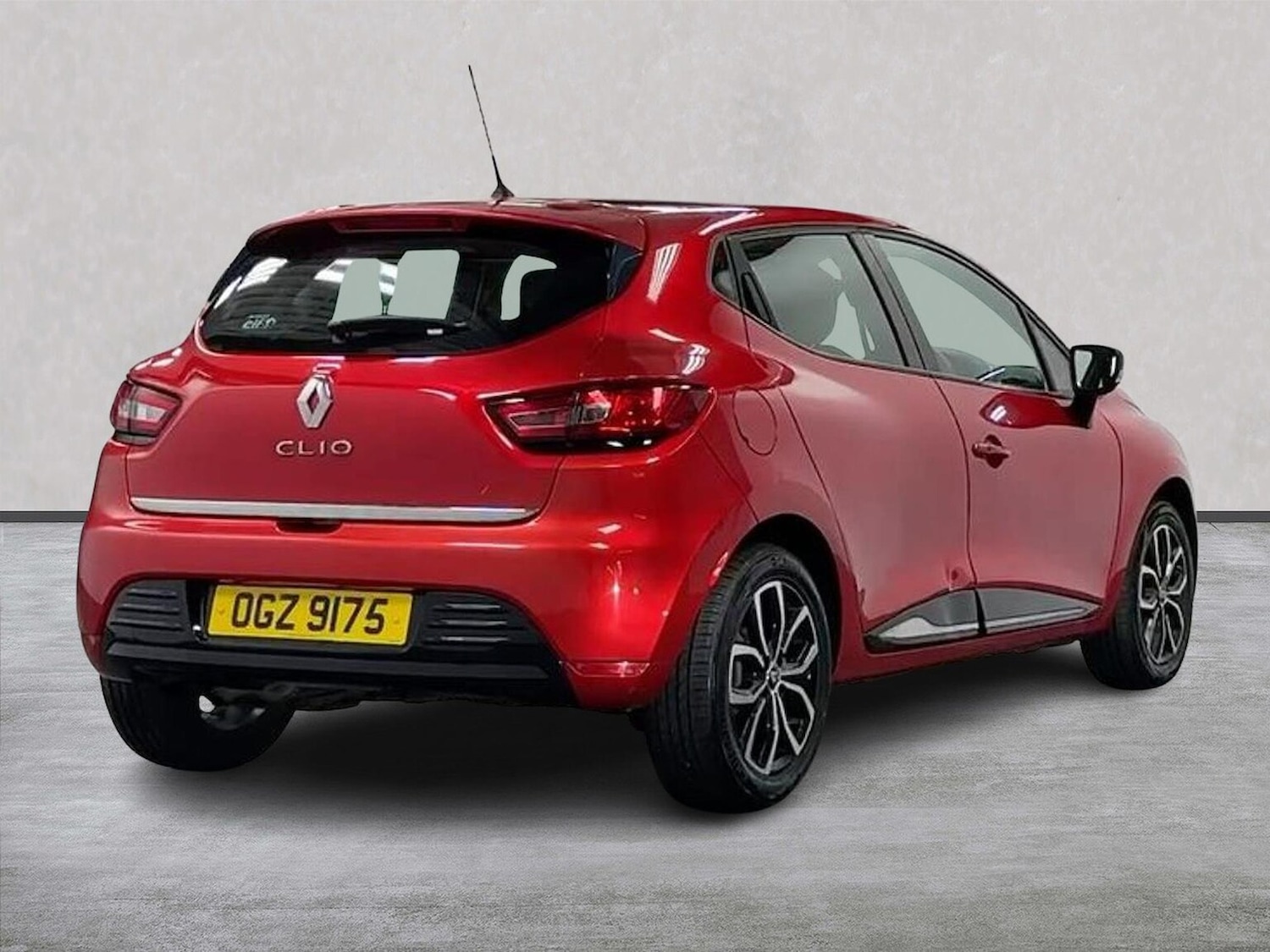 Used Renault Clio 2019 for sale - 77803450: Photo 18