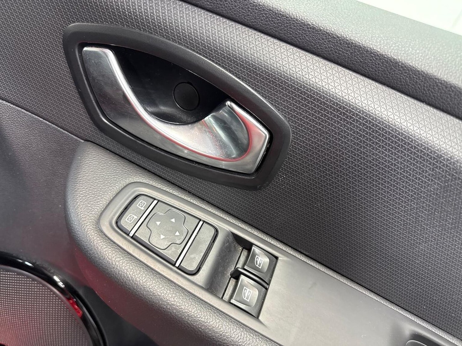 Used Renault Clio 2019 for sale - 77803450: Photo 21