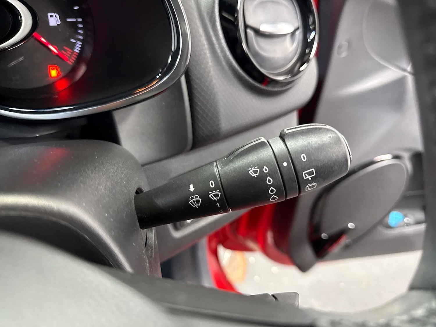 Used Renault Clio 2019 for sale - 77803450: Photo 26