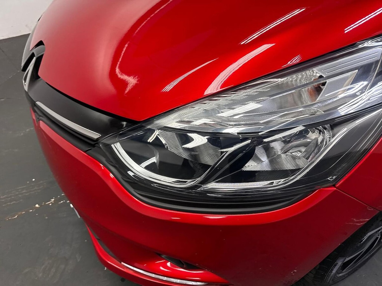 Used Renault Clio 2019 for sale - 77803450: Photo 29