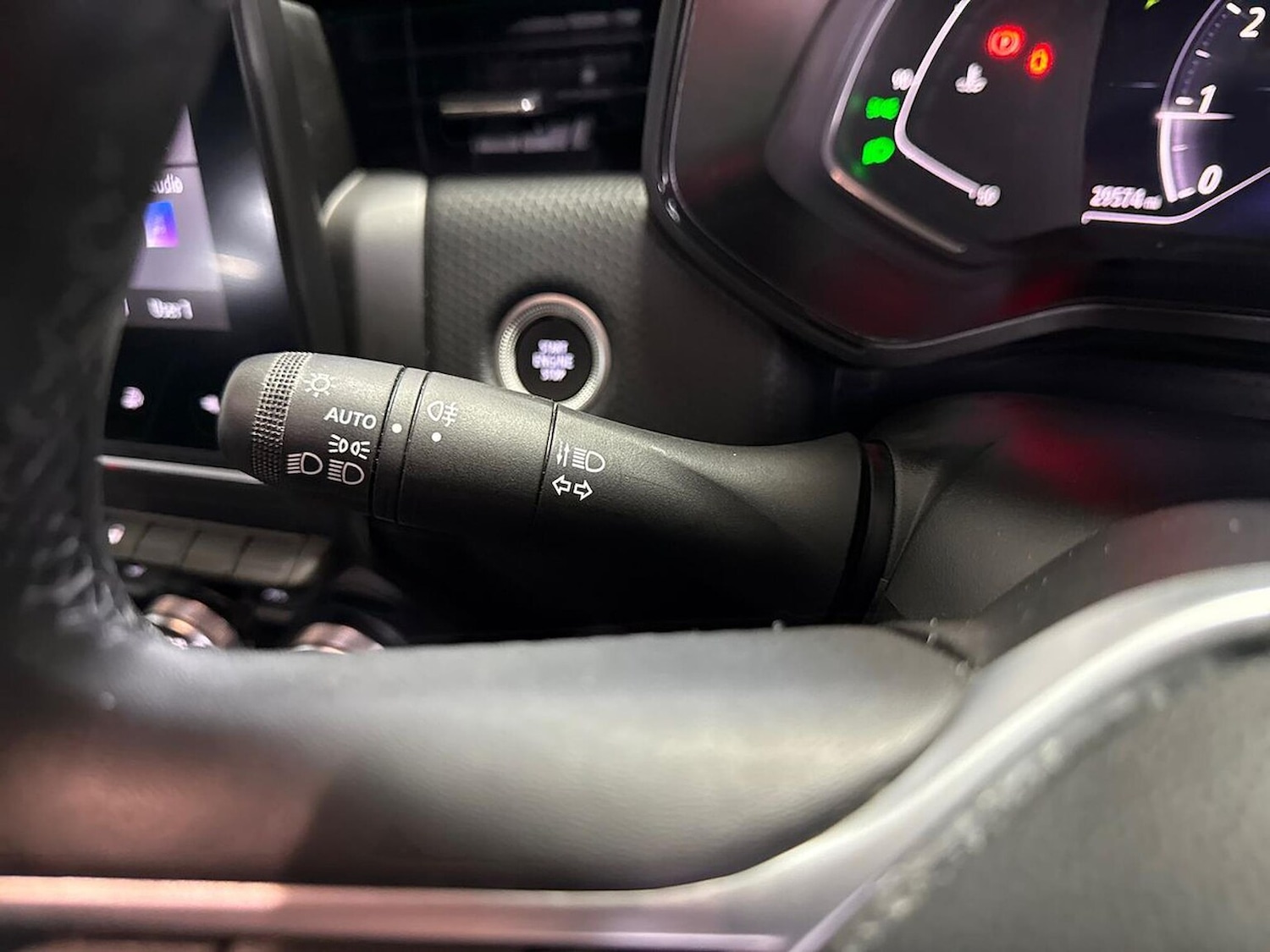 Used Renault Clio 2023 for sale - 78202131: Photo 28