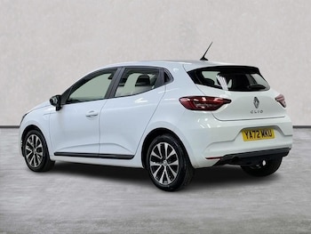 Used Renault Clio 2023 for sale - 78202131: Photo