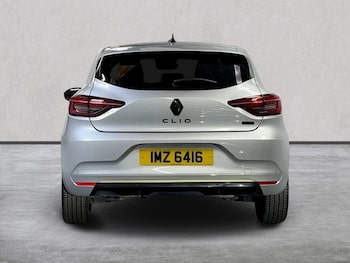 Used Renault Clio 2023 for sale - 75499969: Photo