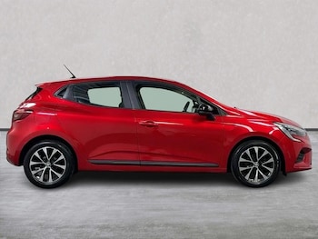 Used Renault Clio 2023 for sale - 79230611: Photo