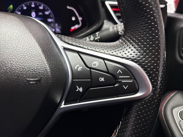 Used Renault Clio 2021 for sale - 76181404: Photo 24