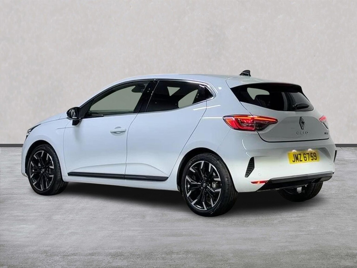 Used Renault Clio 2025 for sale - 77489732: Photo 2