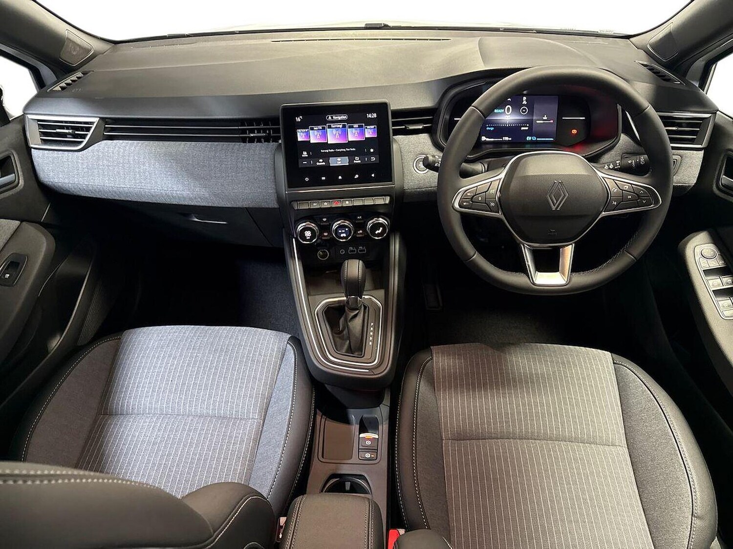 Used Renault Clio 2025 for sale - 77489732: Photo 8