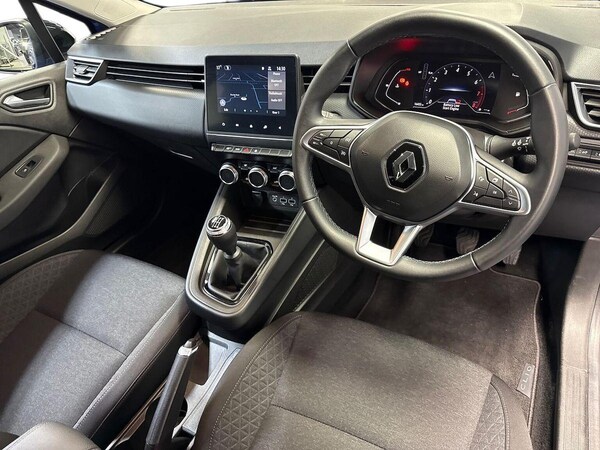 Used Renault Clio 2023 for sale - 76198398: Photo 8
