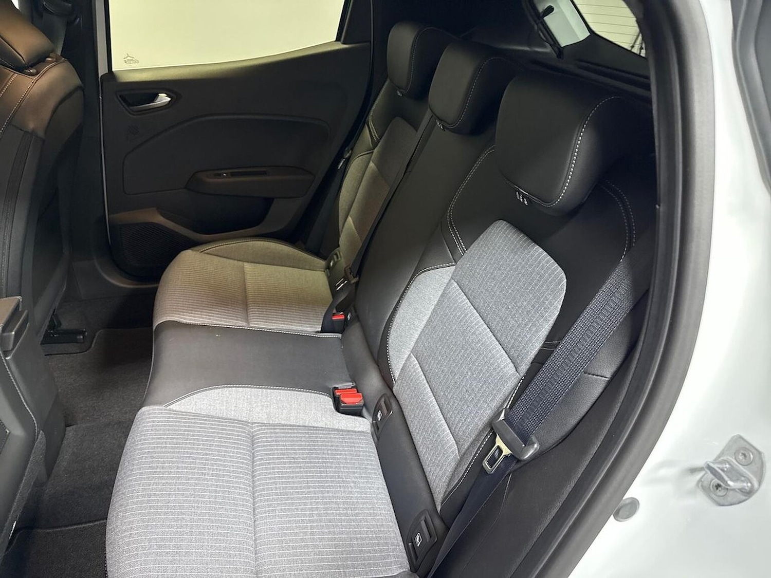 Used Renault Clio 2025 for sale - 77567712: Photo 16