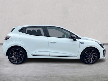 Used Renault Clio 2025 for sale - 76149518: Photo 3