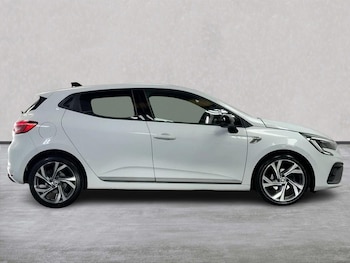 Used Renault Clio 2023 for sale - 79185222: Photo