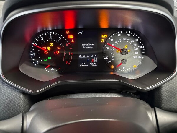 Used Renault Clio 2021 for sale - 76275109: Photo 10