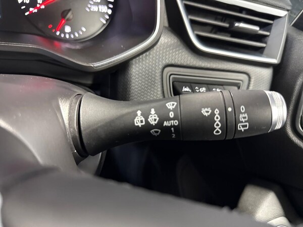 Used Renault Clio 2021 for sale - 76275109: Photo 27