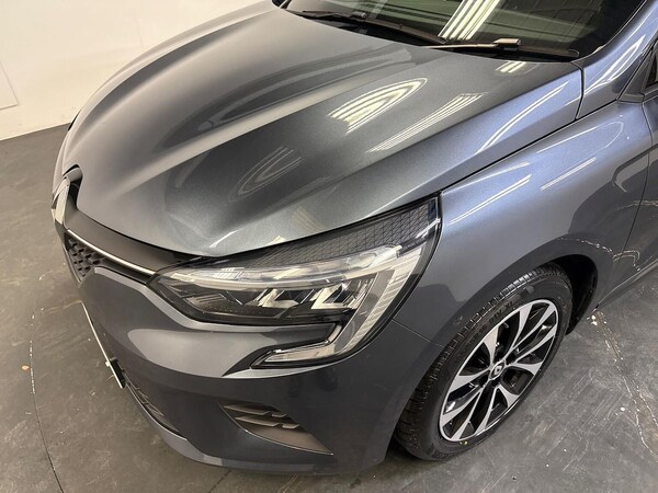 Used Renault Clio 2021 for sale - 76275109: Photo 29