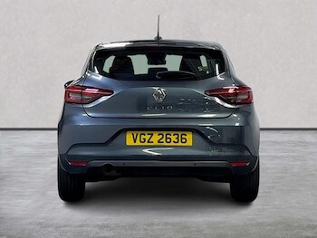 Used Renault Clio 2021 for sale - 76275109: Photo 4