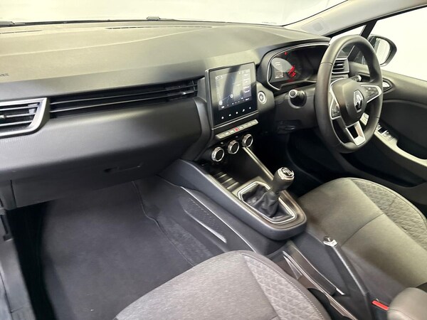 Used Renault Clio 2021 for sale - 76275109: Photo 7