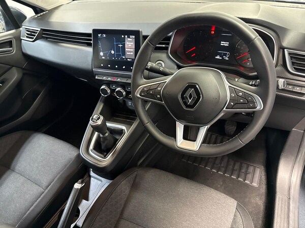 Used Renault Clio 2021 for sale - 76275109: Photo 8