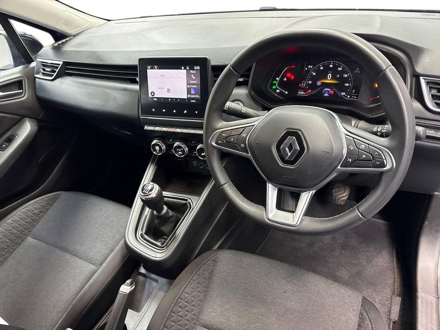 Used Renault Clio 2022 for sale - 77639278: Photo 8