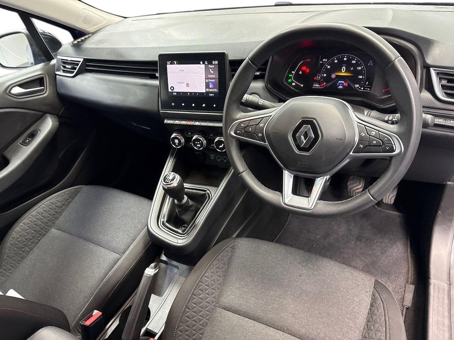 Used Renault Clio 2022 for sale - 77639278: Photo 9