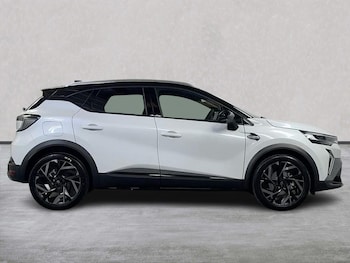 Used Renault Captur 2026 for sale - 79605415: Photo