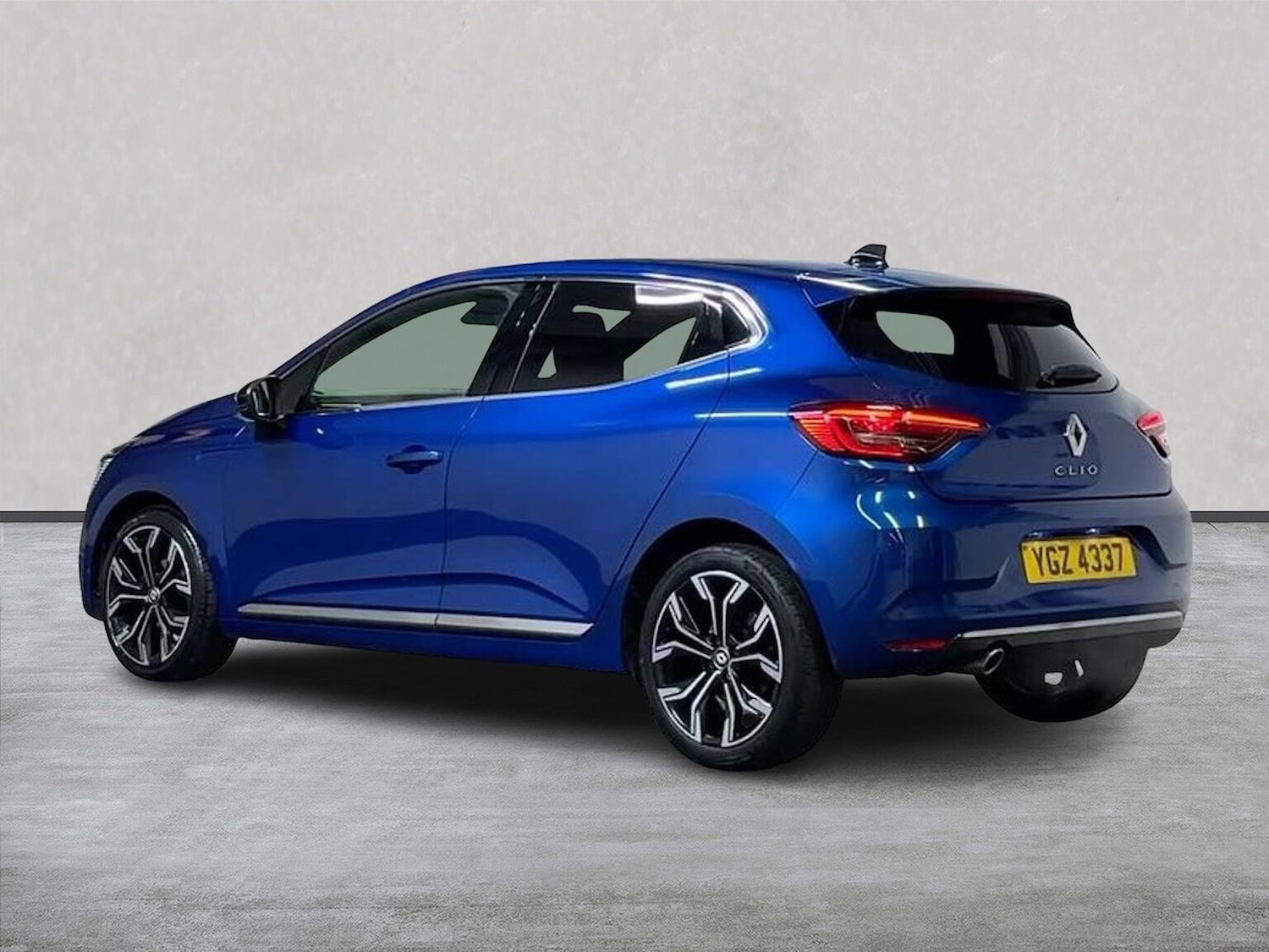 Used Renault Clio 2022 for sale - 77489757: Photo 2