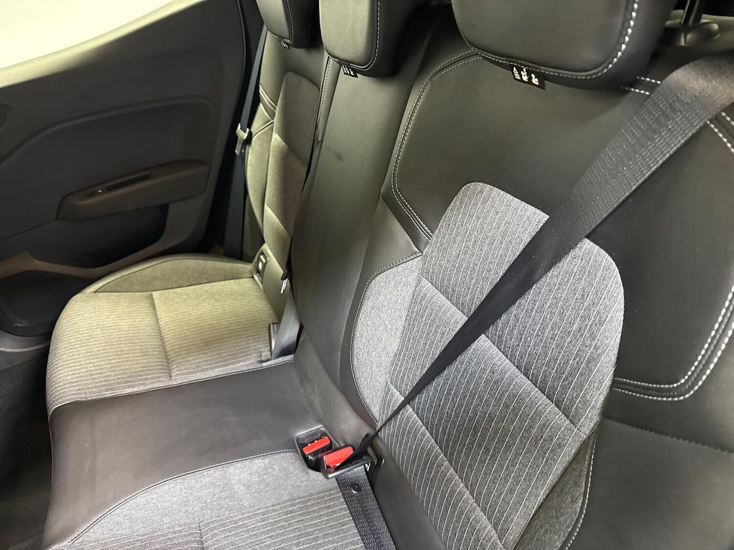 Used Renault Clio 2022 for sale - 76422367: Photo 16