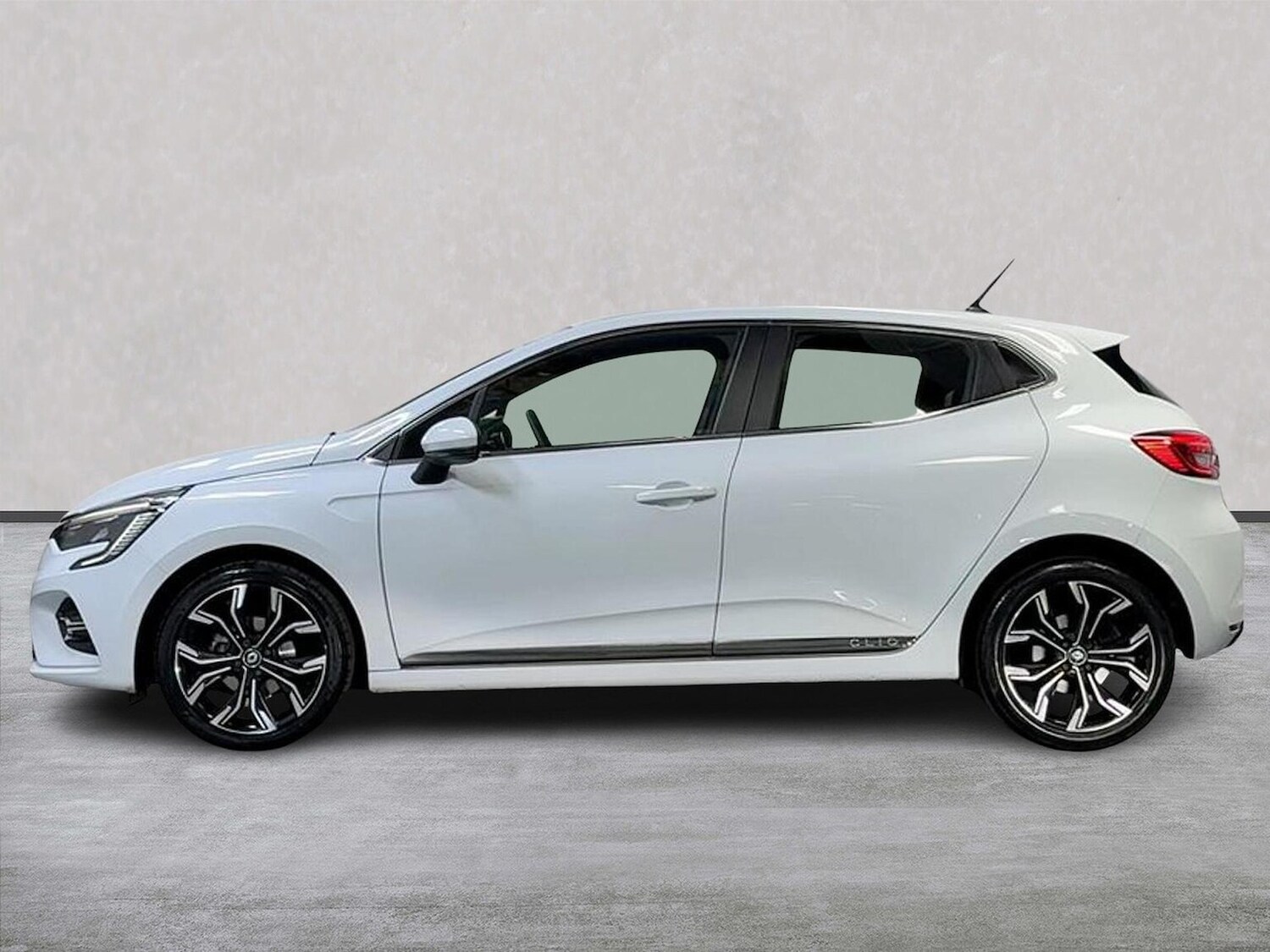 Used Renault Clio 2022 for sale - 76422367: Photo 19