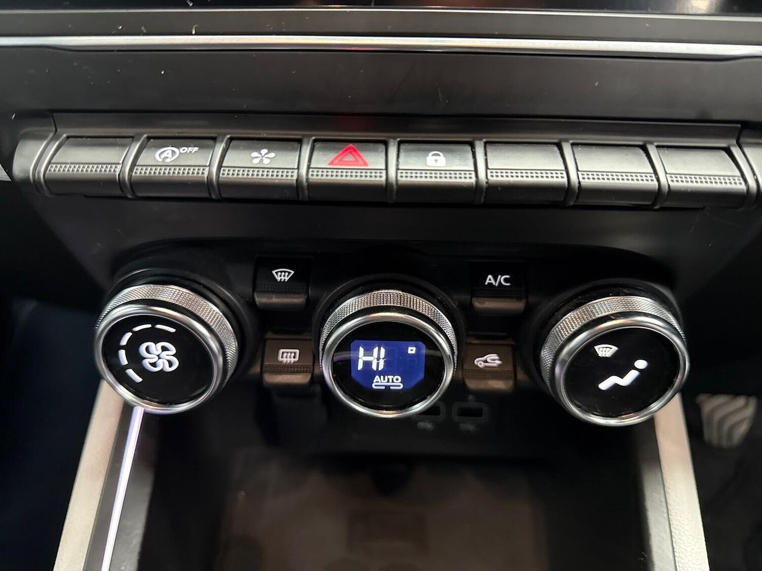 Used Renault Clio 2022 for sale - 76422367: Photo 22