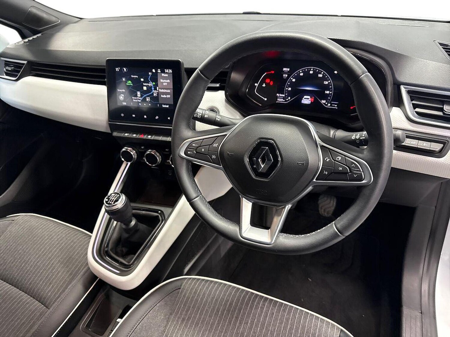 Used Renault Clio 2022 for sale - 76422367: Photo 9