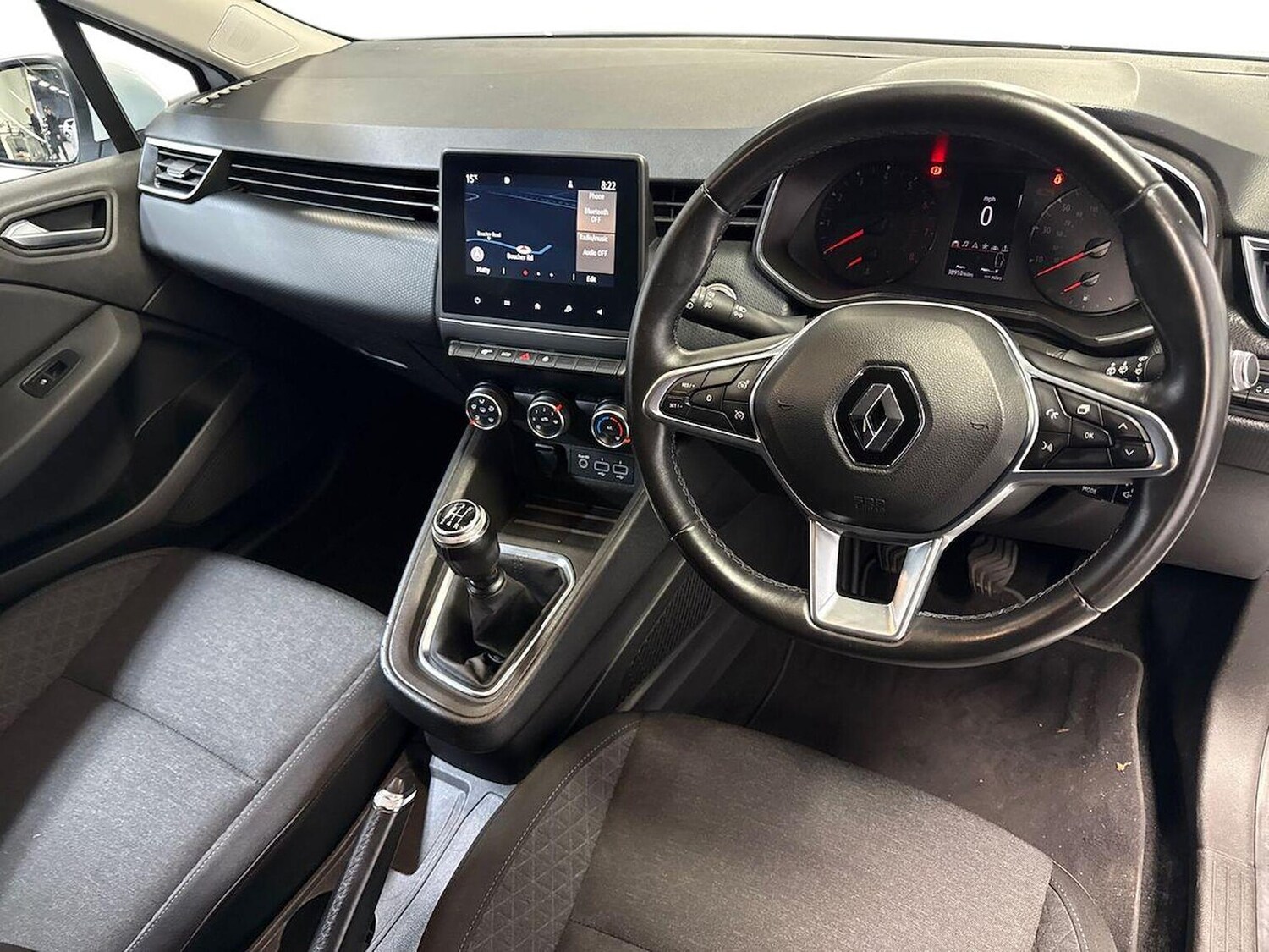 Used Renault Clio 2020 for sale - 76461859: Photo 15