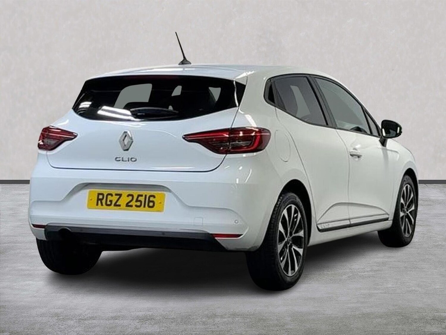 Used Renault Clio 2020 for sale - 76461859: Photo 18