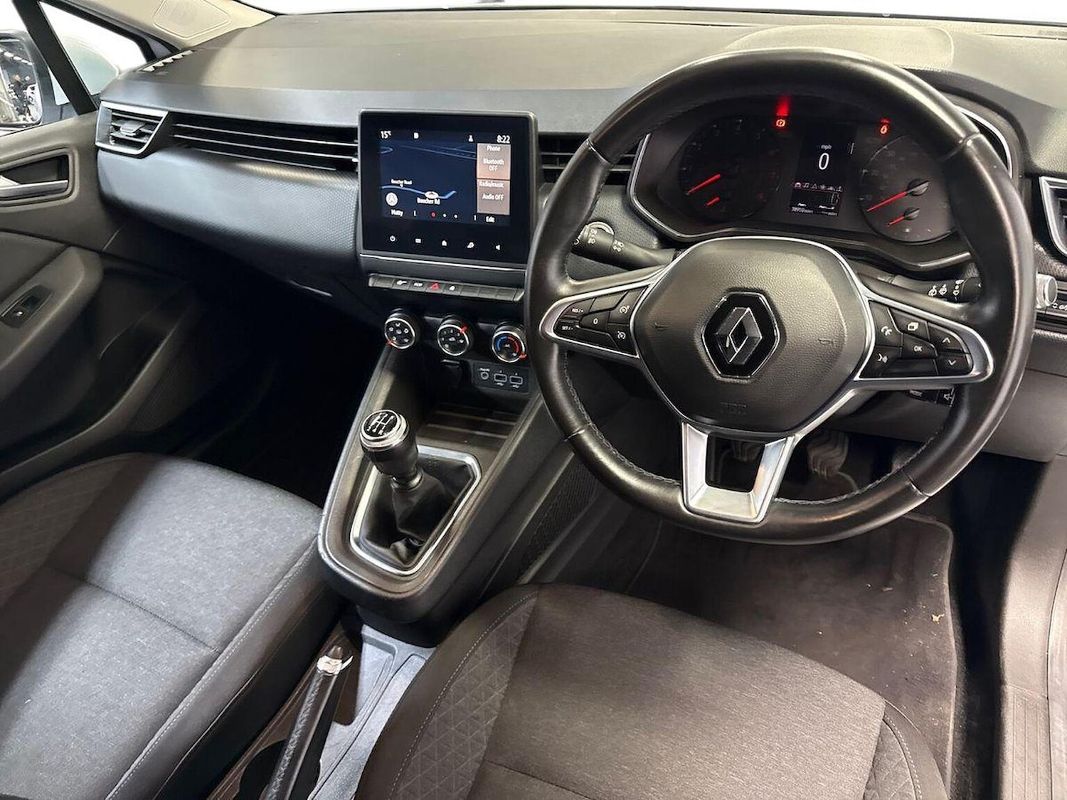 Used Renault Clio 2020 for sale - 76461859: Photo 9