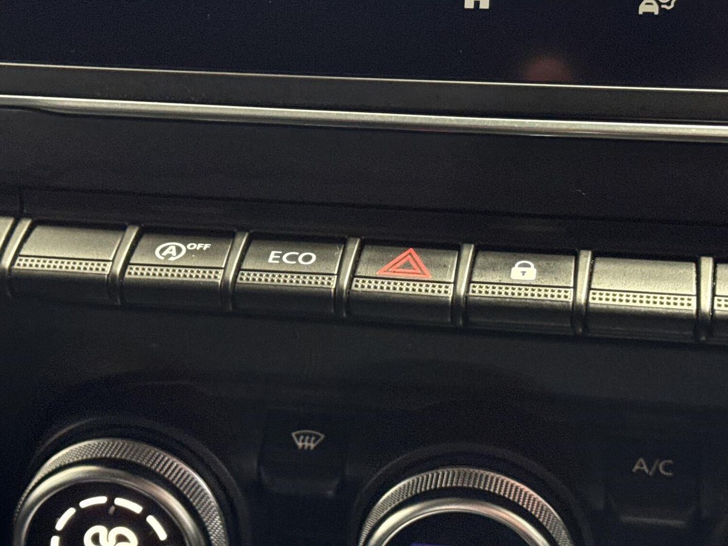 Used Renault Captur 2022 for sale - 78191353: Photo 24