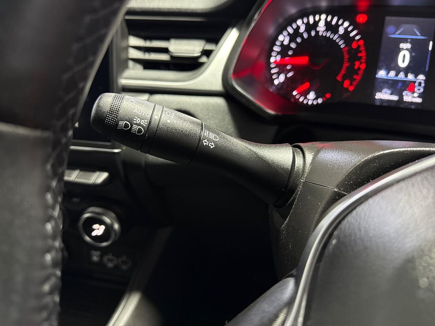 Used Renault Captur 2022 for sale - 78191353: Photo 29