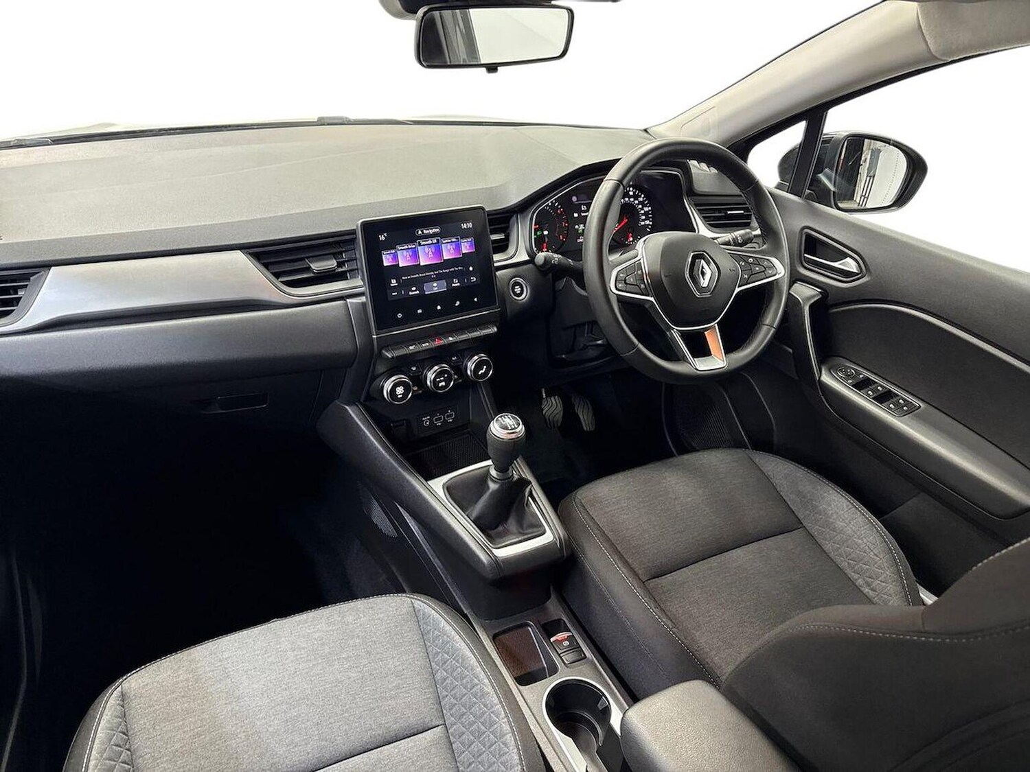 Used Renault Captur 2022 for sale - 78190970: Photo 8