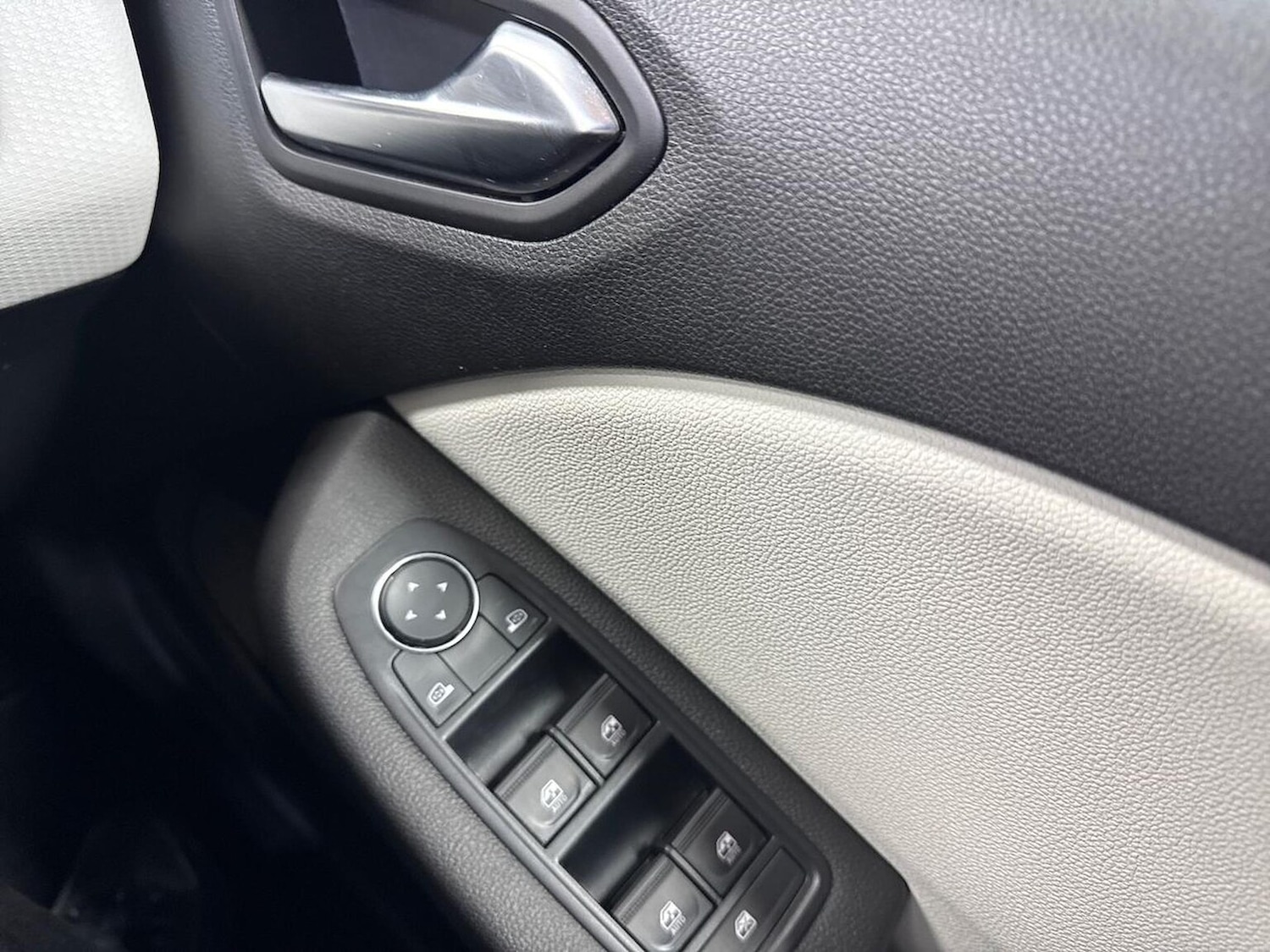 Used Renault Clio 2023 for sale - 78202132: Photo 21