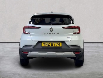 Used Renault Captur 2022 for sale - 76330009: Photo