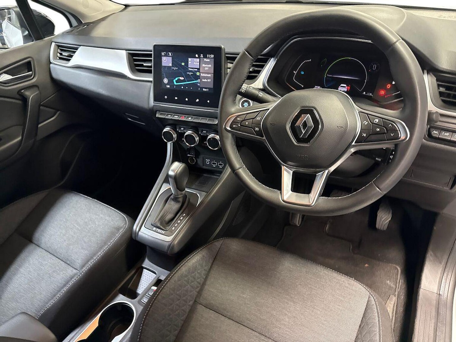 Used Renault Captur 2022 for sale - 76330009: Photo 8