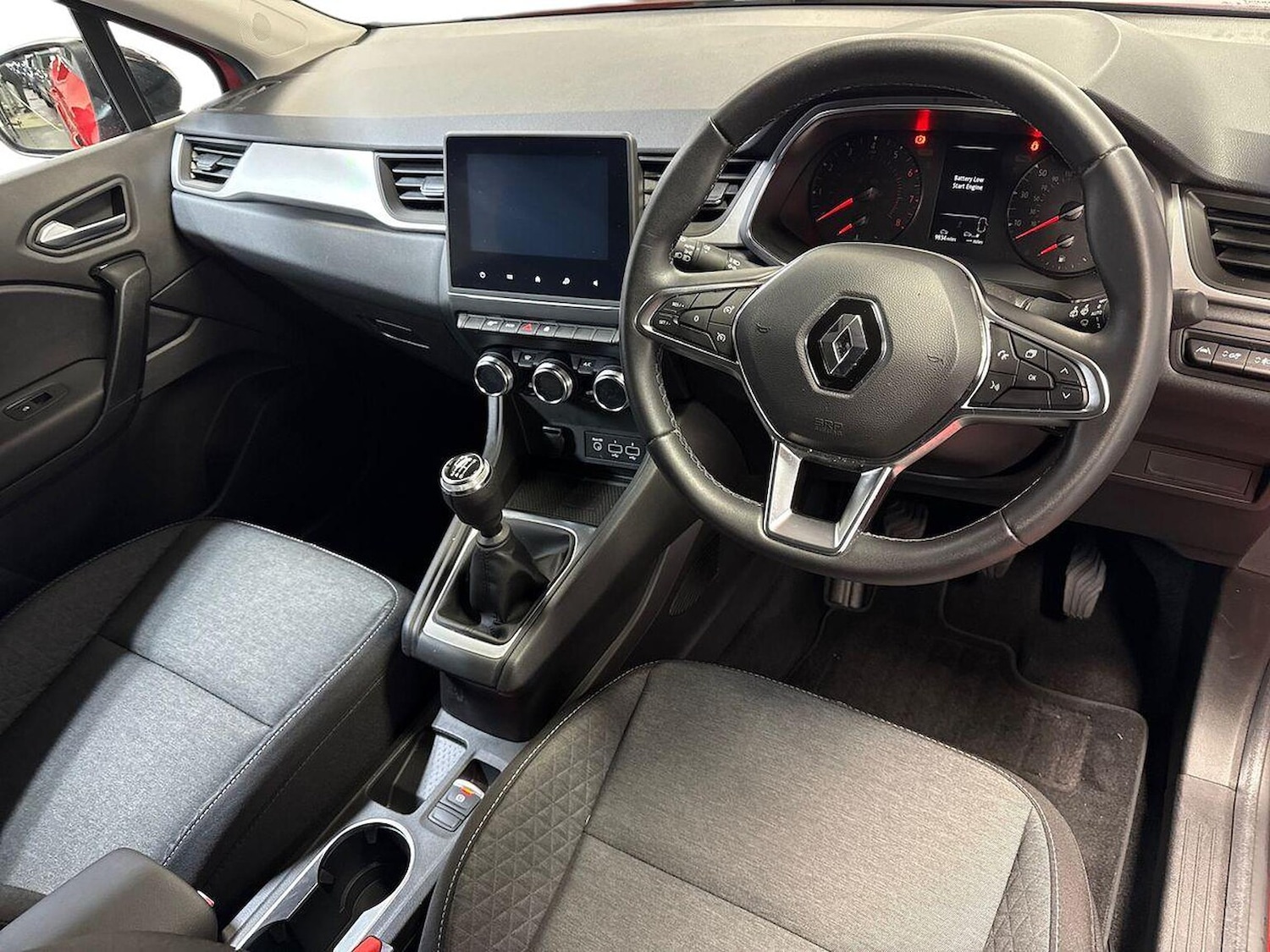 Used Renault Captur 2022 for sale - 76159482: Photo 15