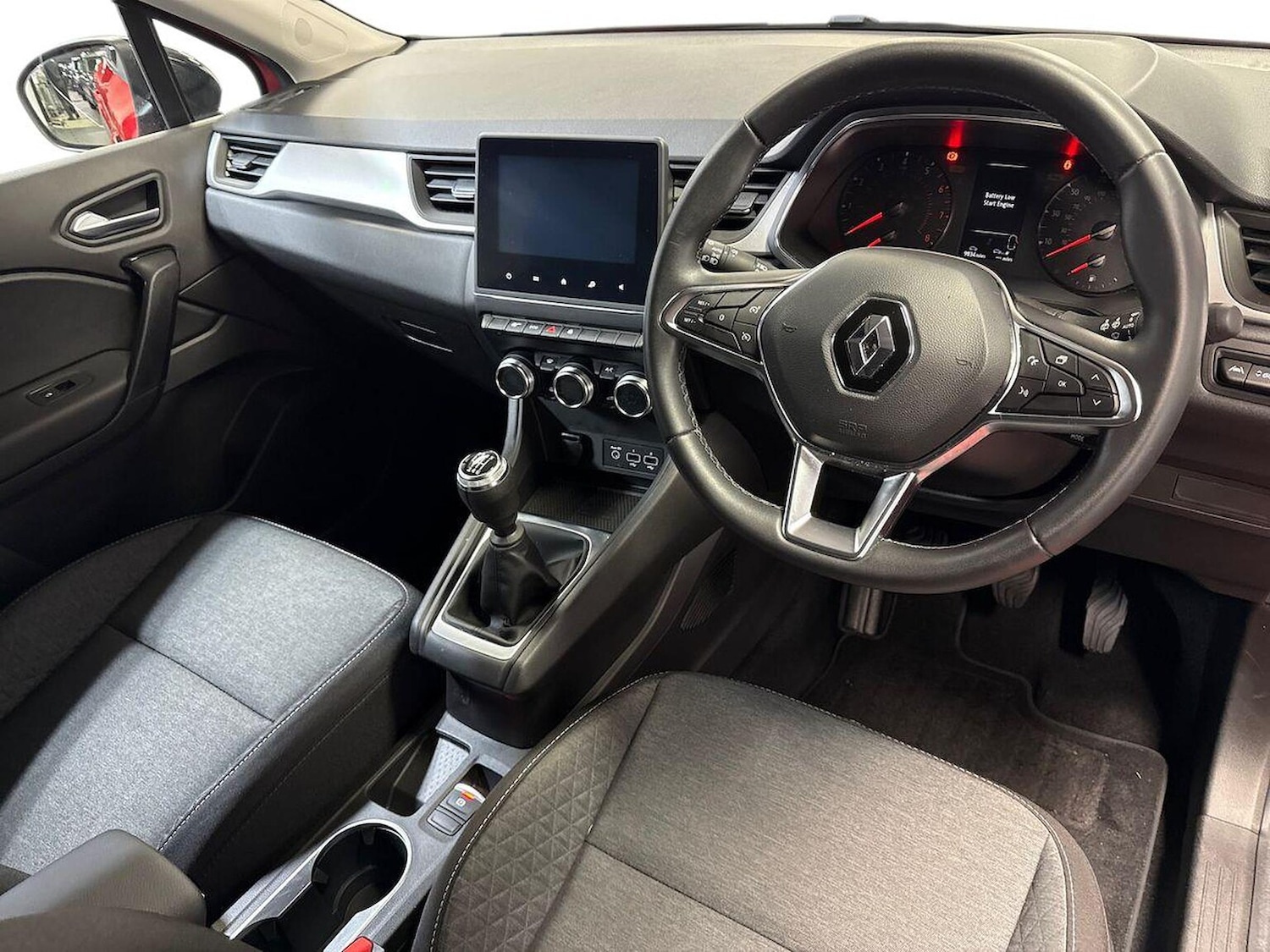 Used Renault Captur 2022 for sale - 76159482: Photo 9