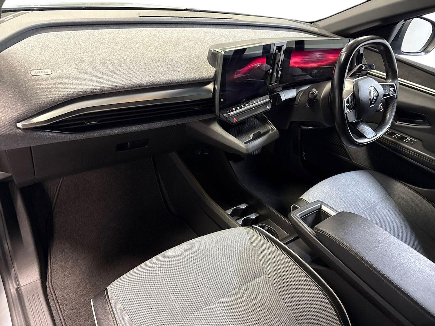 Used Renault Megane E Tech 2023 for sale - 76455215: Photo 7