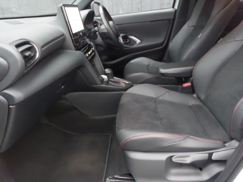 Used Toyota Yaris Cross 2024 for sale - 76465259: Photo 5