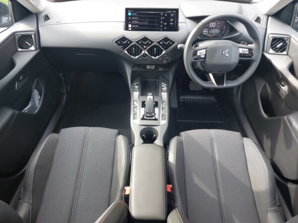 Used DS Automobiles DS 3 2025 for sale - 74977139: Photo 2